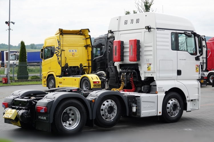 MAN TGX 26. 500 / 6x2 / PUSHER / RETARDER / OŚ PODNOSZONA i SKRĘTNA / 2019 ROK / 3 osiowy ciągnik siodłowy zdjęcie 9