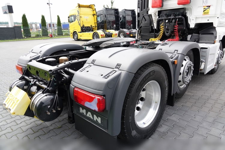 MAN TGX 26. 500 / 6x2 / PUSHER / RETARDER / OŚ PODNOSZONA i SKRĘTNA / 2019 ROK / 3 osiowy ciągnik siodłowy zdjęcie 16