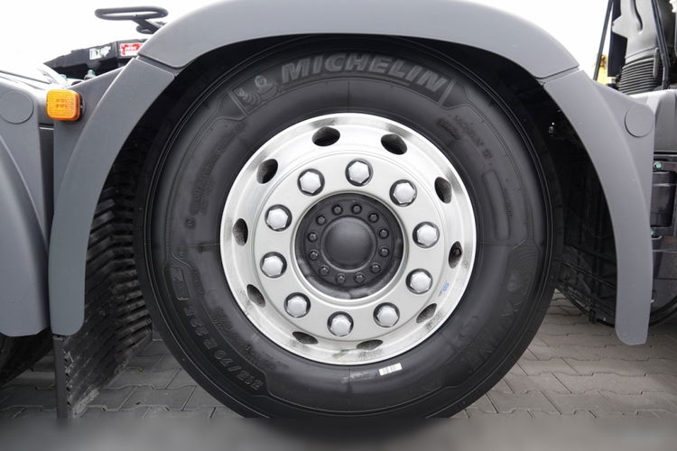 MAN TGX 26. 500 / 6x2 / PUSHER / RETARDER / OŚ PODNOSZONA i SKRĘTNA / 2019 ROK / 3 osiowy ciągnik siodłowy zdjęcie 23