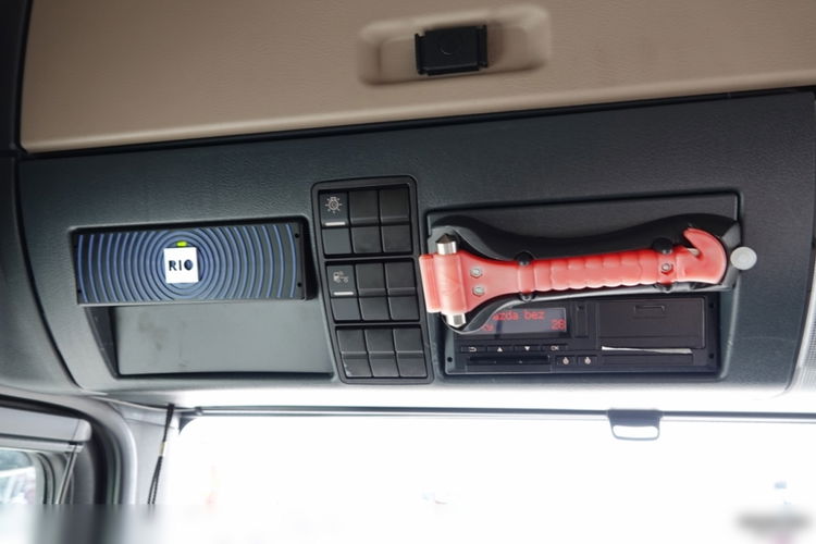 MAN TGX 26. 500 / 6x2 / PUSHER / RETARDER / OŚ PODNOSZONA i SKRĘTNA / 2019 ROK / 3 osiowy ciągnik siodłowy zdjęcie 36