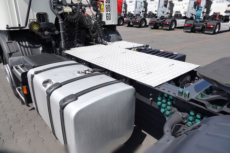 Scania P 360 / NISKA KABINA / PEŁNY ADR / DZIENNA KABINA / 2016 ROK / 245 TYS. KM. / EURO 6 zdjęcie 14