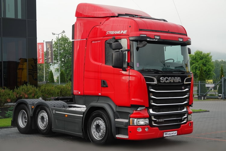 Scania R 520 / V8 / 6x2 / PUSHER / OS PODNOSZONA i SKRĘTNA / 3 osiowy Ciągnik / EURO 6 / PO KONTRAKCIE SERWISOWYM zdjęcie 1