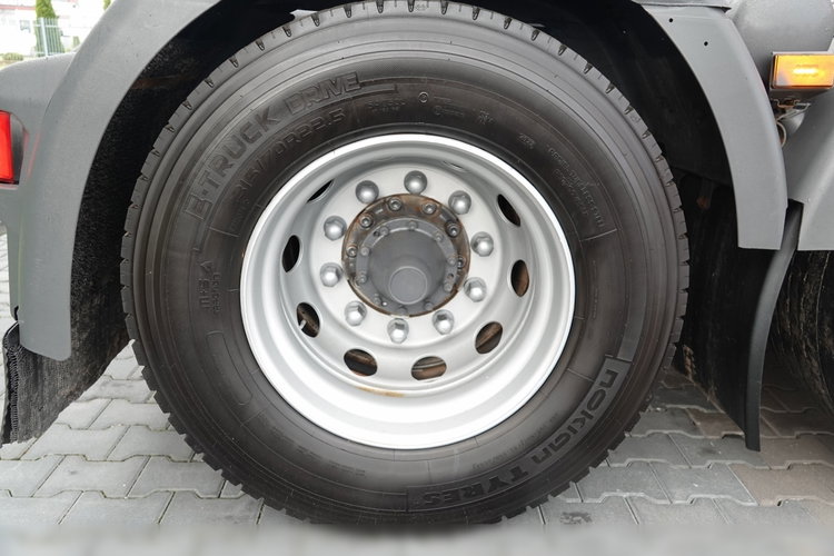 Scania R 520 / V8 / 6x2 / PUSHER / OS PODNOSZONA i SKRĘTNA / 3 osiowy Ciągnik / EURO 6 / PO KONTRAKCIE SERWISOWYM zdjęcie 23