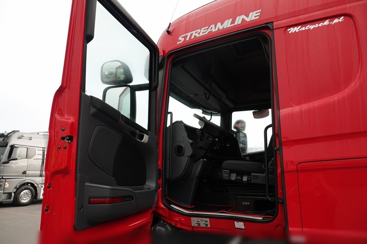 Scania R 520 / V8 / 6x2 / PUSHER / OS PODNOSZONA i SKRĘTNA / 3 osiowy Ciągnik / EURO 6 / PO KONTRAKCIE SERWISOWYM zdjęcie 25