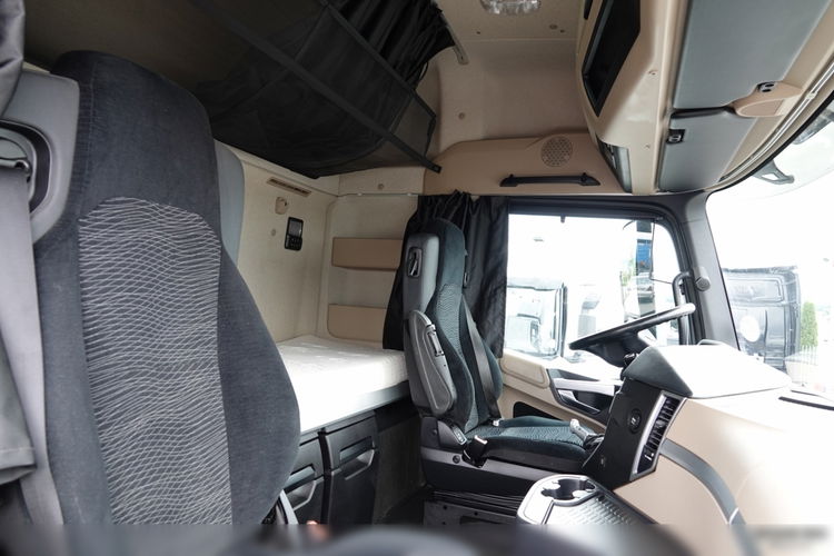 Mercedes ACTROS 1853 / BIG SPACE / RETARDER /HYDRAULIKA / 2019 ROK zdjęcie 36