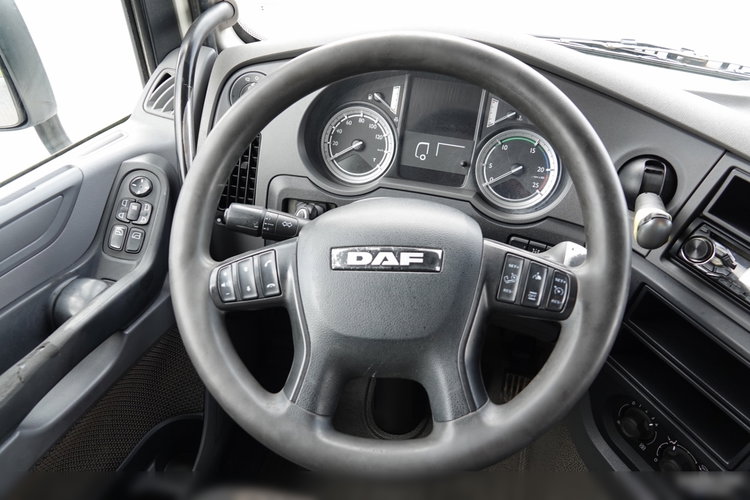DAF XF 460 / HYDRAULIKA do Wyrotu / SPACE CAB / 2016 / SPROWADZONY / EURO 6  zdjęcie 28