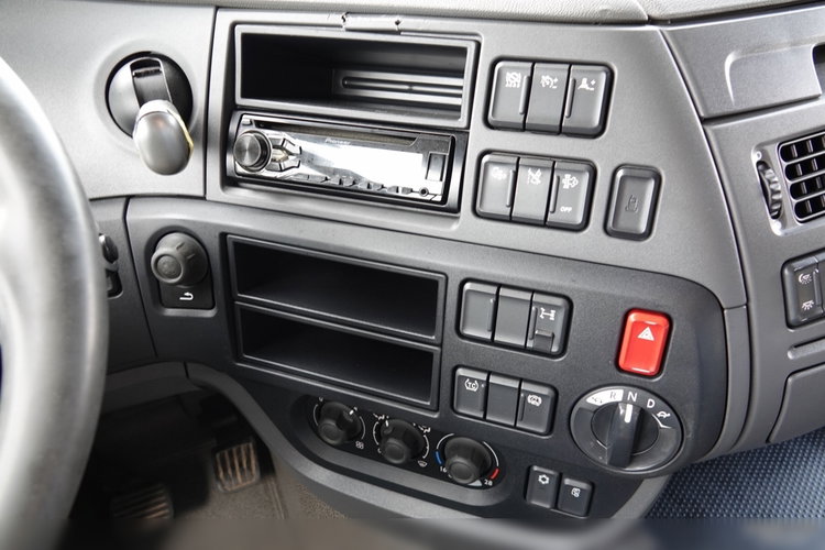 DAF XF 460 / HYDRAULIKA do Wyrotu / SPACE CAB / 2016 / SPROWADZONY / EURO 6  zdjęcie 30