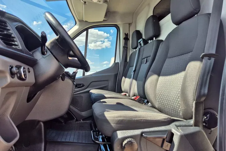 Ford Transit L2H3 Lift 74999zł NETTO 2.0 TdCi/131KM zdjęcie 40
