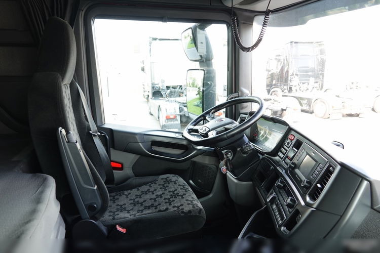 SCANIA R 450 XT / RETARDER / HYDRAULIKA / WYSOKO ZAWIESZONA / 2021 ROK / PO ZŁOTYM KONTRAKCIE SERWISOWYM / SALON POLSKA /  zdjęcie 32