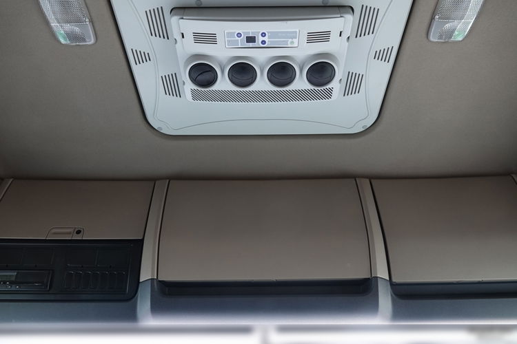 Scania R 450 / RETARDER / I-PARK COOL / BEZ EGR / OPONY 100% / PO KONTRAKCIE SERWISOWYM / SPROWADZONA zdjęcie 35