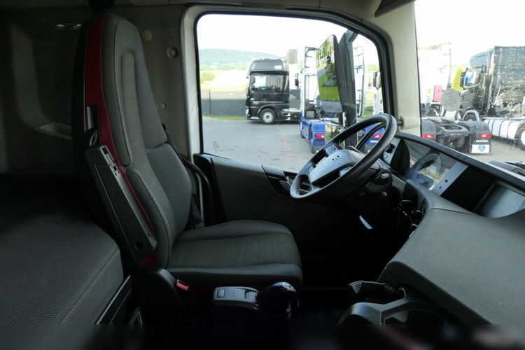 Volvo FH 460 / NISKA KABINA / 2018 / SPROWADZONY / zdjęcie 35