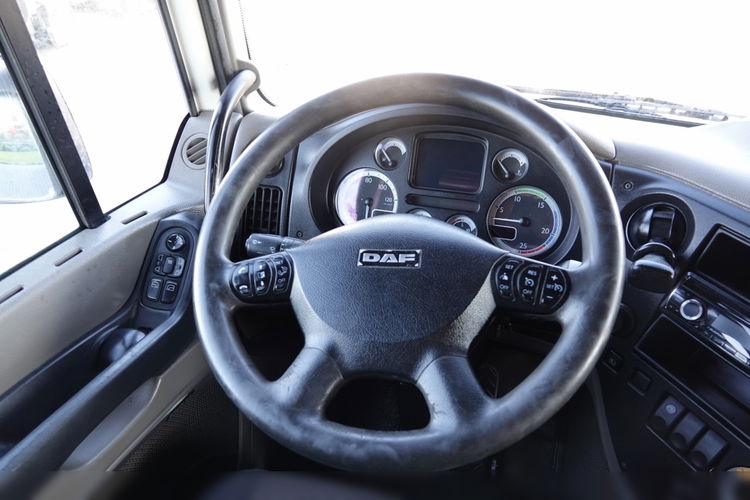 DAF XF 460 / EURO 5 EEV / AUTOMAT / 2014 ROK / SPACE CAB  zdjęcie 28