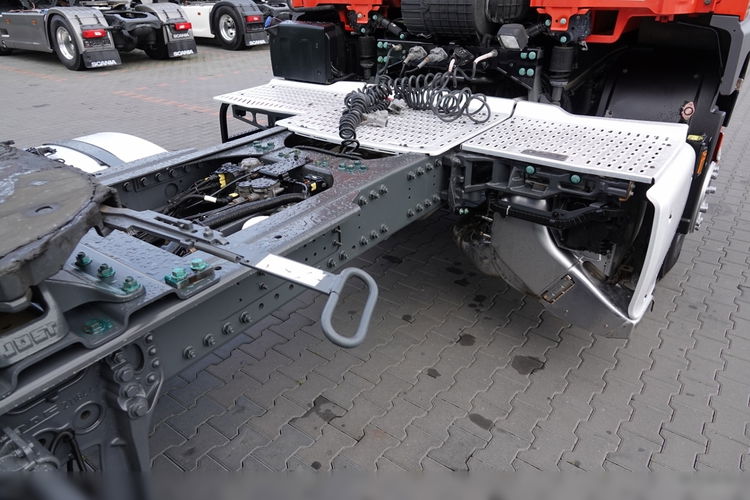 DAF CF 450 / RETARDER / NISKA KABINA / ALUFELGI / WAGA: 6500 KG / 2018 ROK / SPROWADZONY / zdjęcie 17