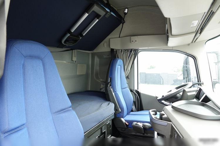 Volvo FH 460 / PO ZŁOTYM KONTRAKCIE SERWISOWYM  zdjęcie 38