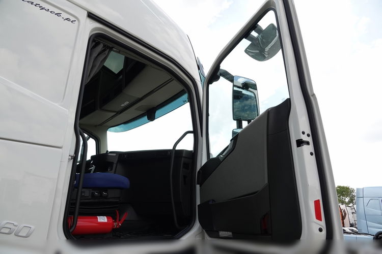 Volvo FH 460 / PO ZŁOTYM KONTRAKCIE SERWISOWYM  zdjęcie 39