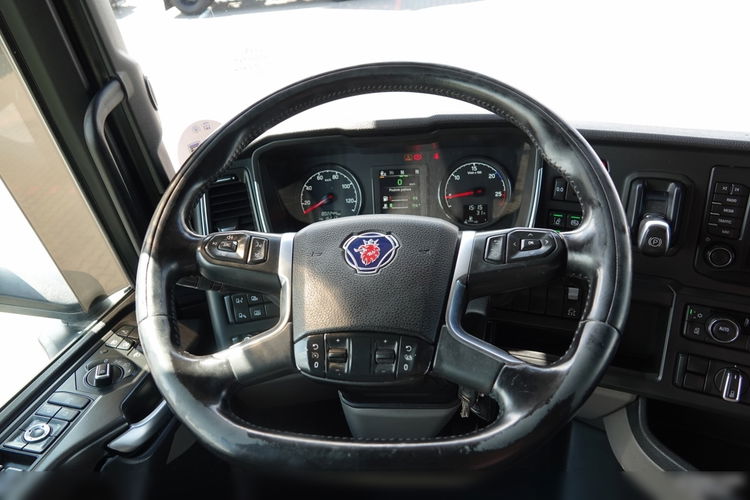 Scania S 450 / RETARDER / KLIMA POSTOJOWA / HYDRAULIKA / ALUFELGI / OPONY 100 % / PO KONTRAKCIE SERWISOWYM / zdjęcie 31