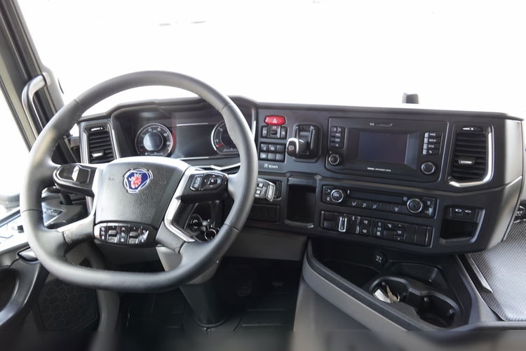SCANIA R 450 / RETARDER / LEDY / OPONY 100 % / EURO 6 / 2018 R zdjęcie 28