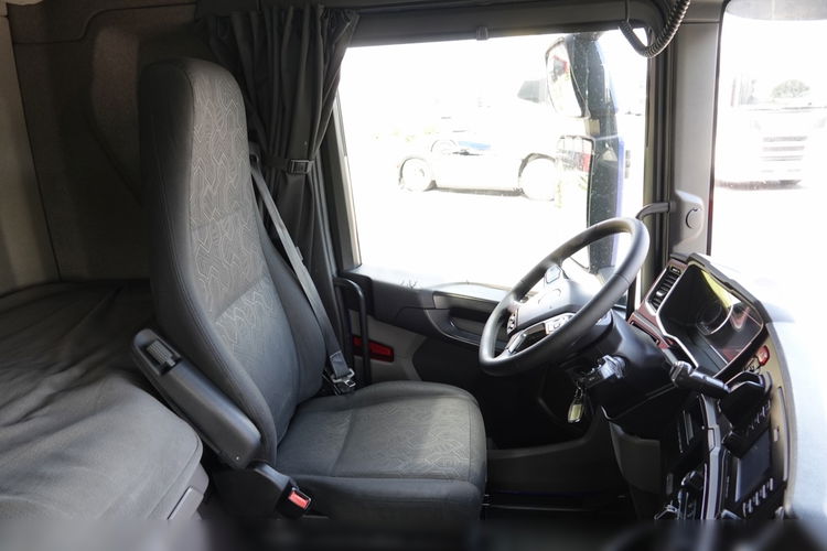 SCANIA R 450 / RETARDER / LEDY / OPONY 100 % / EURO 6 / 2018 R zdjęcie 34