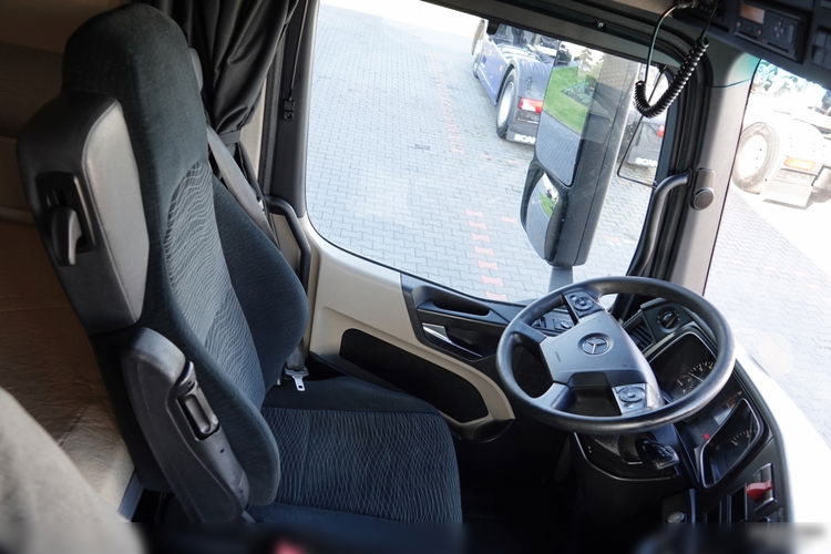 Mercedes ACTROS 1840 / PEŁNY ADR / NISKA KABINA / WAGA: 6200 KG / MAŁY PRZEBIEG zdjęcie 27