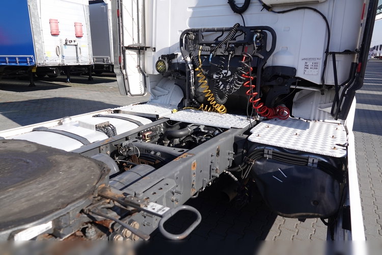 Scania R 580 / V8 / TOPLINE / RETARDER / KLIMATYZACJA POSTOJOWA / EURO 6 / 2014 zdjęcie 9