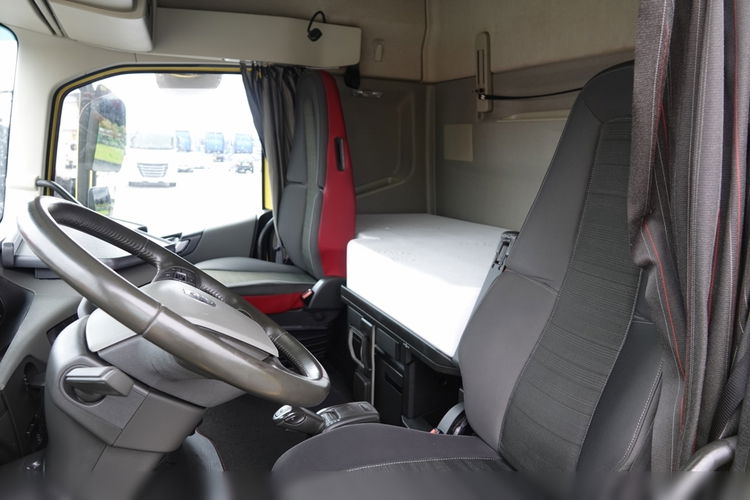 Volvo FH 500 / 6x2 / PUSHER / Oś Skrętna i Podnoszona / MEGA / LOWDECK / 3 osiowy ciągnik siodłowy / DMC: 60 TON / Z NIEMIEC zdjęcie 27