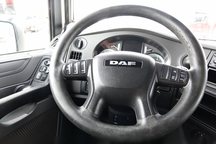 DAF XF 460 / SUPER SPACE CAB / EURO 6 / 2015 ROK / zdjęcie 29