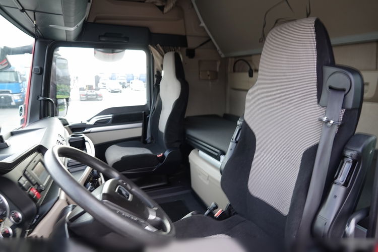 MAN TGX 18. 500 / 12.2018 ROK / RETARDER / MEGA / LOWDECK / NAVI / OPONY 100 % zdjęcie 23