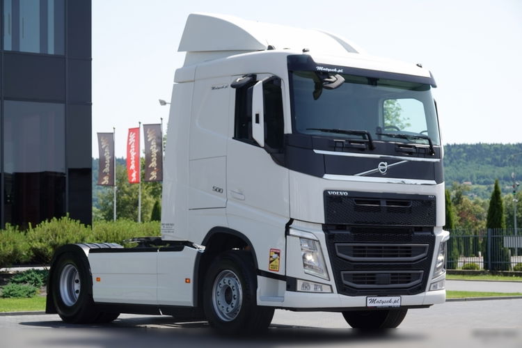 Volvo FH 500 / NISKA KABINA / PO ZŁOTYM KONTRAKCIE SERWISOWYM / OPONY 100% zdjęcie 2