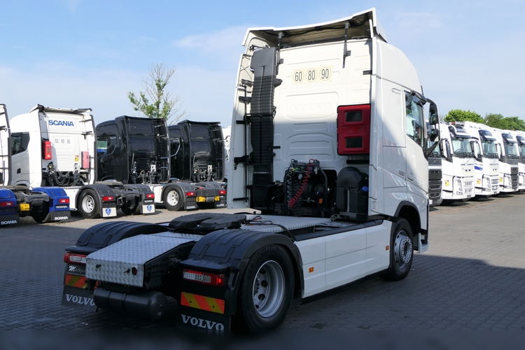 VOLVO FH 500 / 2015 ROK / SPROWADZONY / PO KONTRAKCIE SERWISOWYM / EURO 6 zdjęcie 9