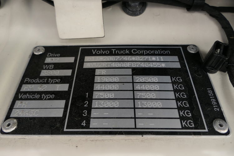 VOLVO FH 500 / 2015 ROK / SPROWADZONY / PO KONTRAKCIE SERWISOWYM / EURO 6 zdjęcie 39