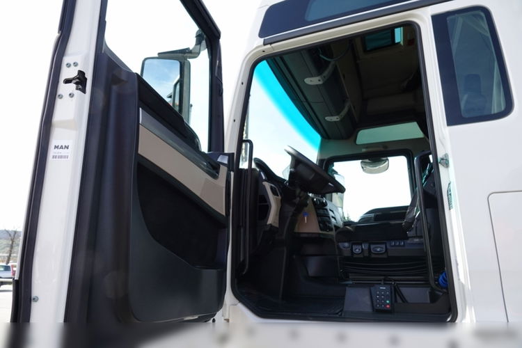 MAN TGX 18.470 / XXL / LOW DECK / RETARDER / 2020 ROK zdjęcie 24