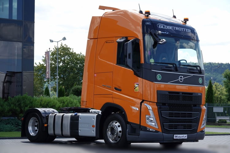 Volvo   FH 500 / XXL / PEŁNY ADR / KLIMATYZACJA POSTOJOWA / ALUFELGI / ZŁOTY KONTRAKT SERWISOWY zdjęcie 1