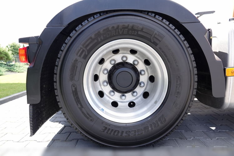 Volvo   FH 500 / XXL / PEŁNY ADR / KLIMATYZACJA POSTOJOWA / ALUFELGI / ZŁOTY KONTRAKT SERWISOWY zdjęcie 22