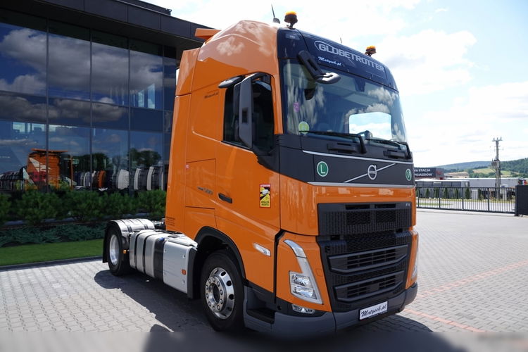 Volvo   FH 500 / XXL / PEŁNY ADR / KLIMATYZACJA POSTOJOWA / ALUFELGI / ZŁOTY KONTRAKT SERWISOWY zdjęcie 2