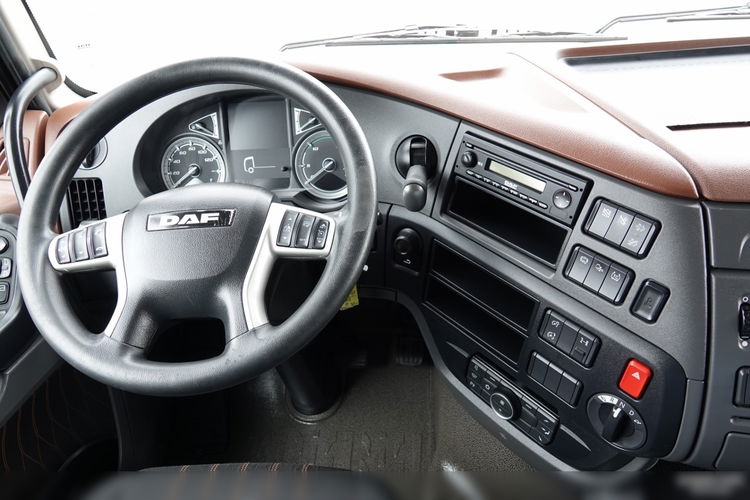 DAF XF 480 / SPACE CAB / 2019 ROK /KLIMATYZACJA POSTOJOWA / SPROWADZONY / PO KONTRAKCIE SERWISOWYM zdjęcie 30