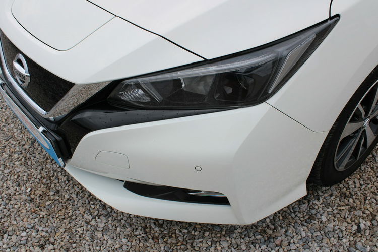 Nissan Leaf Acenta 40kWh F-vat Navi Kamera g. fotele zdjęcie 11
