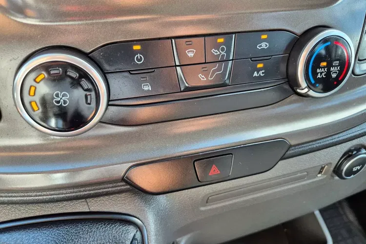 Ford Transit L4H3 99999zł NETTO Brygadówka 6 osób 2.0 TdCi/170KM zdjęcie 23