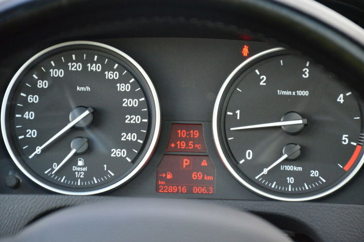 BMW X5 3.0sD 286KM Czarna Serwis Bi-xenon Panorama Skóra Navi Pamięci zdjęcie 36