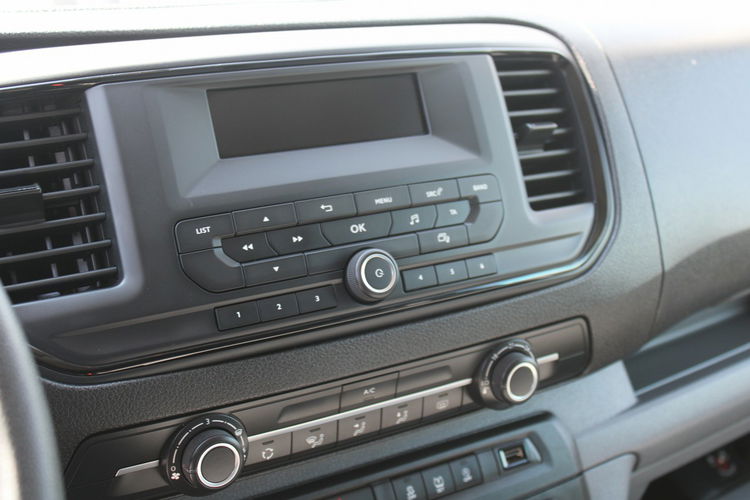 Citroen Jumpy Combi 9 MIEJSC F-vat XL Gwarancja SalonPL HAK zdjęcie 16