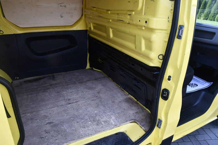 Renault Trafic 1.6dci 3 Osoby,  Klimatyzacja,  Navi,  Hak,  ECO.,  GWARANCJA zdjęcie 21