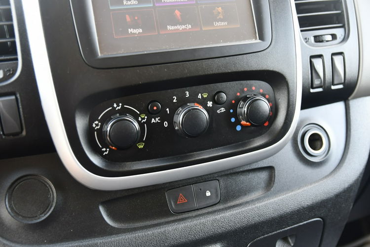 Renault Trafic 1.6dci 3 Osoby,  Klimatyzacja,  Navi,  Hak,  ECO.,  GWARANCJA zdjęcie 24