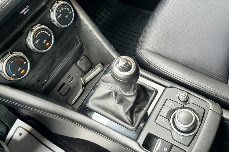 Mazda CX-3 2.0 SkyPassion, serwisowana , TYLKO 83 tys km Gwarancja zdjęcie 32
