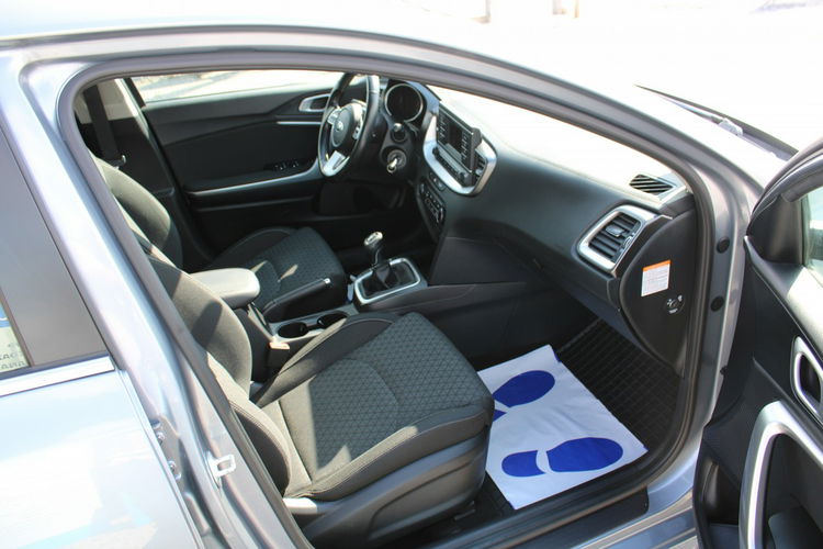 Kia Cee'd CRDI F-vat Salon Polska Gwarancja "M" zdjęcie 27
