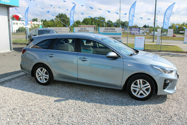 Kia Cee'd CRDI F-vat Salon Polska Gwarancja "M" zdjęcie 4