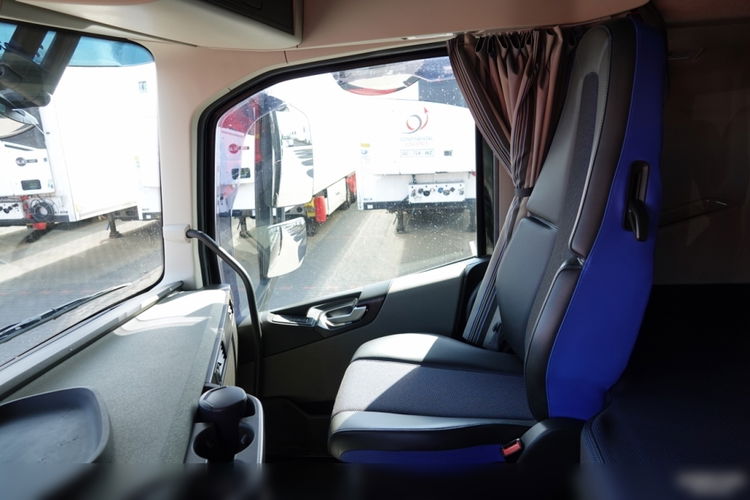 Volvo FH 460 / XXL / 6x2 / 60n3 / SOLÓWKA / 2022 ROK / PO ZŁOTYM KONTRAKCIE SERWISOWYM / zdjęcie 25