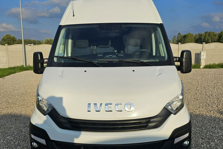 Iveco Daily 35S18 9-osobowy 3.0/180KM MAXI L4H2 zdjęcie 23