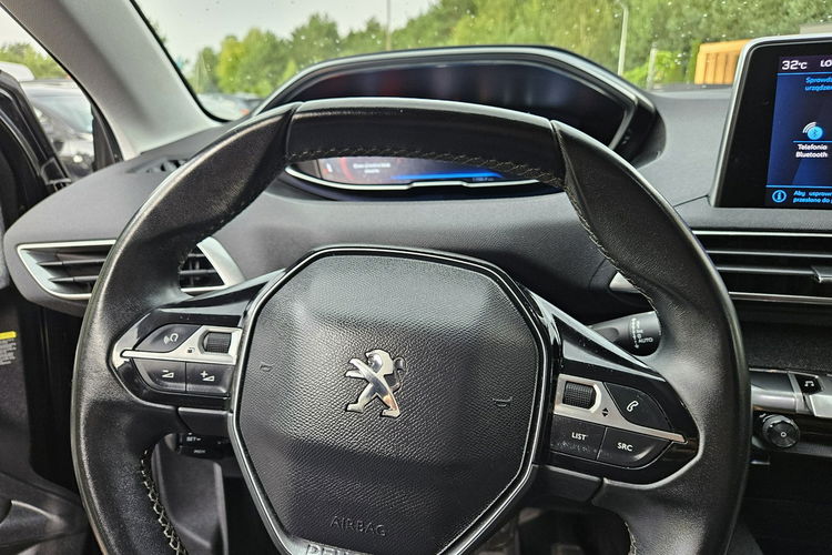 Peugeot 3008 1.5 BlueHdi 130KM Allure / Bezwypadkowy / Salon PL zdjęcie 11