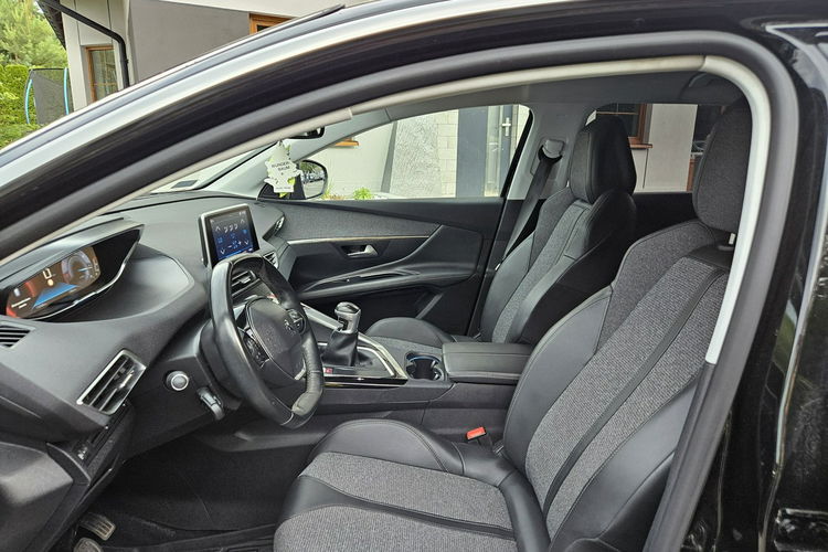 Peugeot 3008 1.5 BlueHdi 130KM Allure / Bezwypadkowy / Salon PL zdjęcie 7