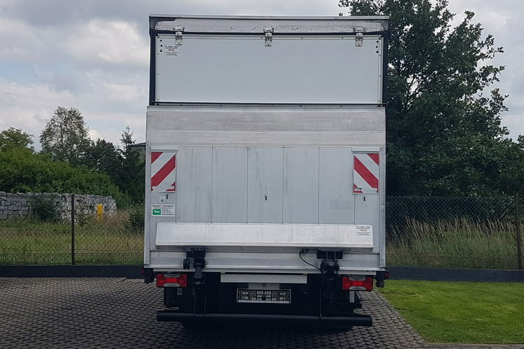 Iveco DAILY 70-180 WINDA 10EP PLANDEKA 5.02x2.29x2.37 FIRANKA WINDA 10EP PLANDEKA 5.02x2.29x2.37 FIRANKA DMC 7000 KG KLIMA TEMPOMAT zdjęcie 16