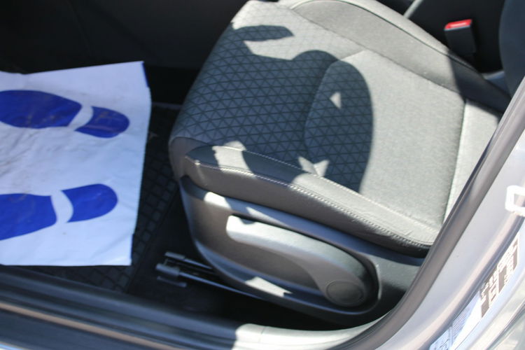 Kia Cee'd CRDI F-vat Salon Polska Gwarancja "M" zdjęcie 21